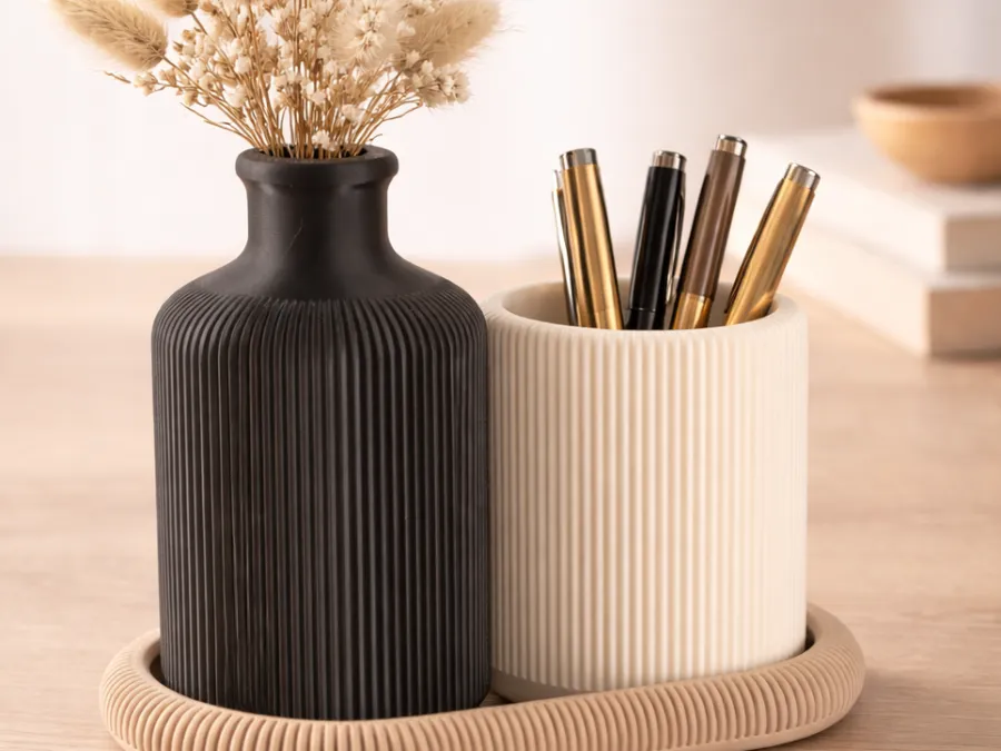 Set de escritorio minimalista � florero, vaso y bandeja